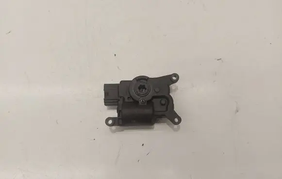 Skoda Octavia Mk3 (5E) Air flap motor/actuator 5Q0907511A CZ1168806900 186001010