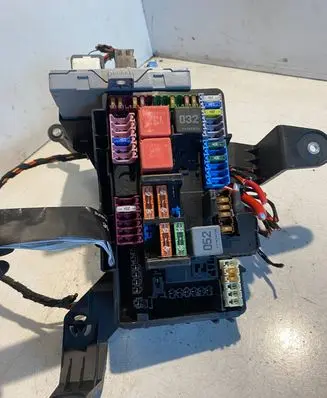 Mercedes-Benz C W205 SAM control unit A2229009708 A2229011103 5DK01077581