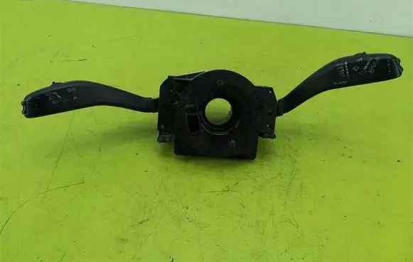 Skoda Fabia Mk2 (5J) Indicator stalk 6Q0953503EA