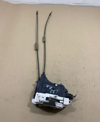 Mitsubishi Lancer X Front door lock