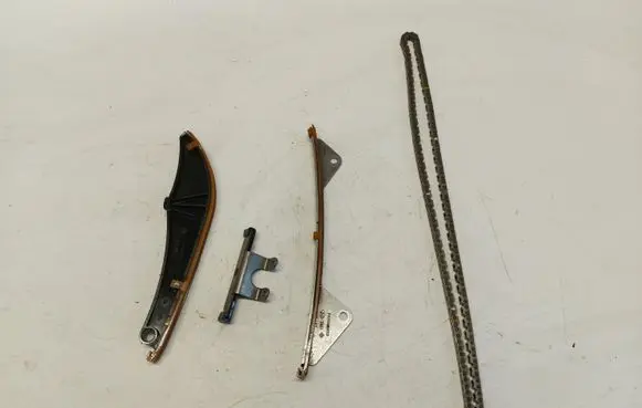 KIA Pro Cee'd III Slide rail for timing chain 1.5 t-gdi