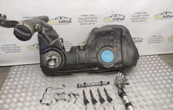 BMW 3 F30 F35 F31 Fuel injection system set 7243972 7810702 0445110478