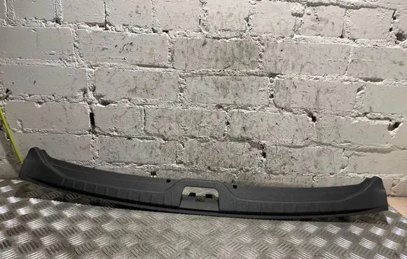 Volvo XC60 Trunk/boot sill cover protection 30740438