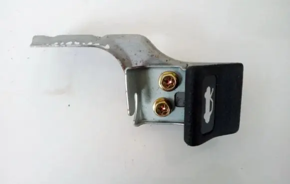 Subaru Forester SF Engine bonnet (hood) release handle