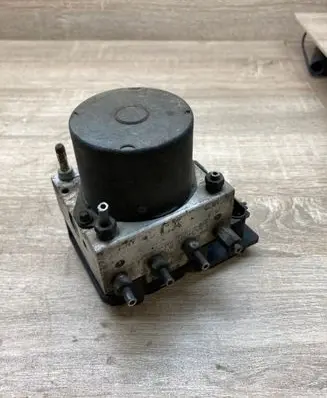 Toyota Auris 150 ABS Pump 4451012530 0265231862 0265800527