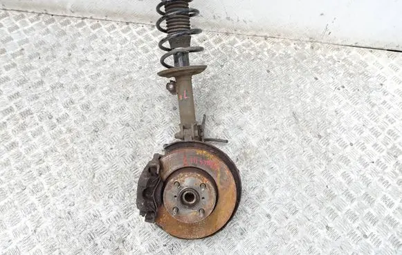 Toyota Yaris Front wheel hub spindle knuckle asdf