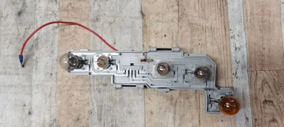 Opel Vectra C Tail light bulb cover holder