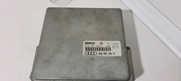 Audi A6 S6 C4 4A Engine control unit/module 4A0907401P