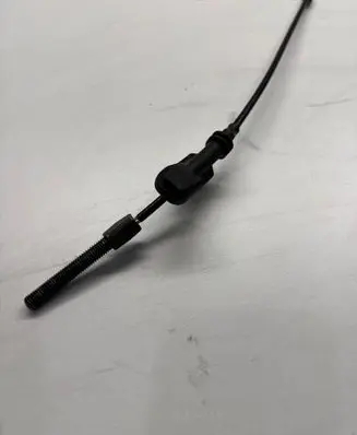 Handbrake/parking brake wiring cable