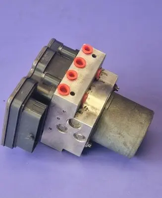 Volkswagen Touran I ABS Pump 0265293913 4M6907379AF 4M6614517BB