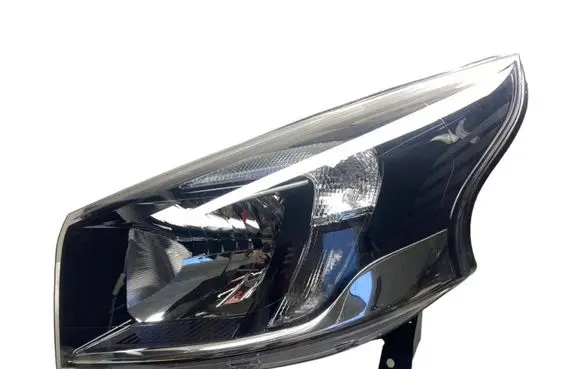 Opel Vivaro Headlight/headlamp 260608727R 95517041 1EE011565015