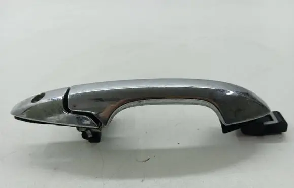 Honda CR-V Front door exterior handle