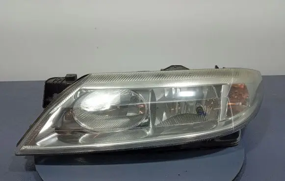 Renault Laguna II Headlight/headlamp 7701048927