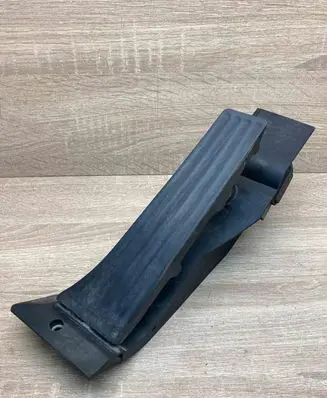 BMW 5 E60 E61 Accelerator throttle pedal 6786286 25916010