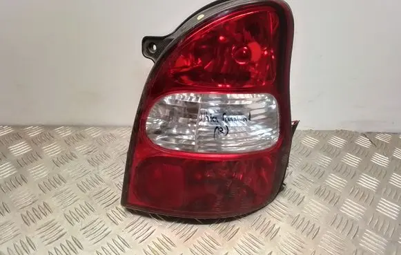 KIA Carnival Rear/tail lights