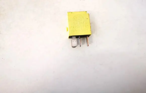 Mercedes-Benz C W203 Other relay 0025421219 4rd007814-02