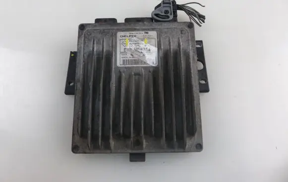 Renault Kangoo I Engine control unit/module 8200469333 8200498185