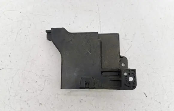 Toyota RAV 4 (XA30) Heater blower fan relay 8865042200