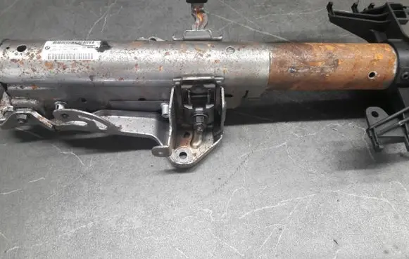 BMW X1 F48 F49 Steering wheel axle 6864826