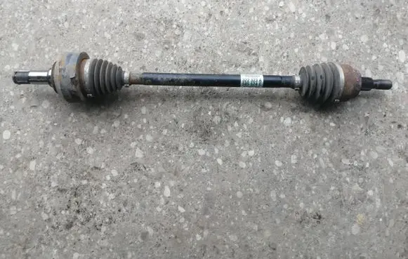 Mercedes-Benz ML W164 Rear driveshaft A1643501210