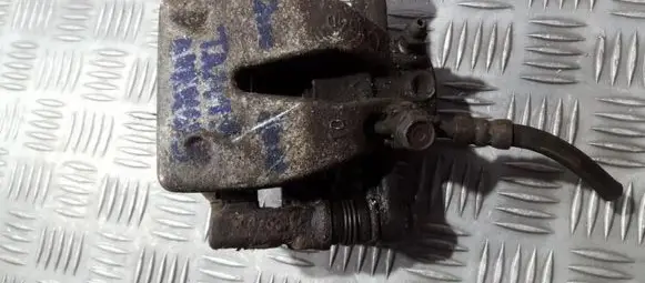 Toyota Avensis T250 Rear brake caliper