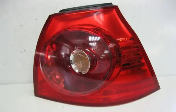 Volkswagen Golf V Rear/tail lights 1K6945096E
