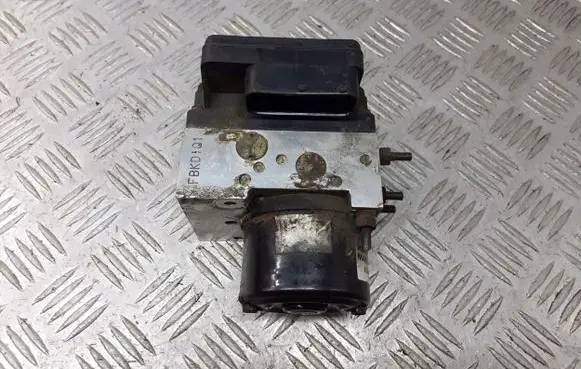 KIA Carens I ABS Pump 0K2FD-437A0