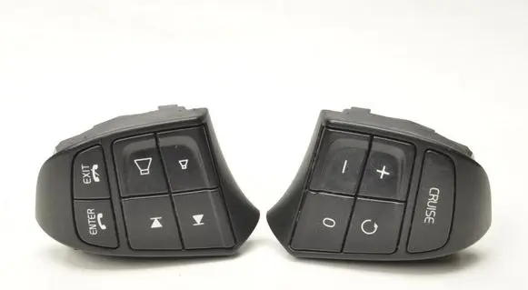 Volvo V50 Steering wheel buttons/switches 31313951