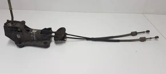 Citroen C4 I Gear shifter/selector 9657303580