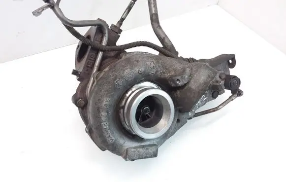 Mercedes-Benz E W211 Turbo A6460901080 16199489 7529900007