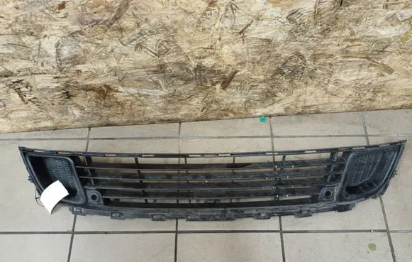 Citroen C5 Front bumper lower grill 9681052677