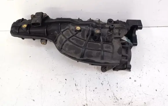 Hyundai ix35 Intake manifold 283102F011