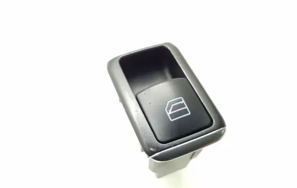 Mercedes-Benz E W212 Electric window control switch A2049057601