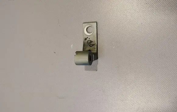 Ford Mondeo MK IV Front door upper hinge