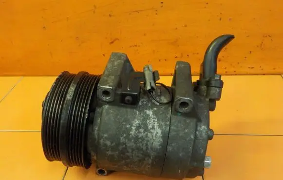Volvo C70 Air conditioning (A/C) compressor (pump) P30780330
