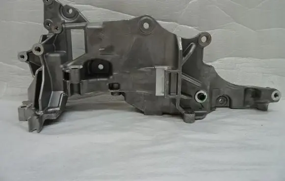 Peugeot Boxer Generator/alternator bracket 9807162780