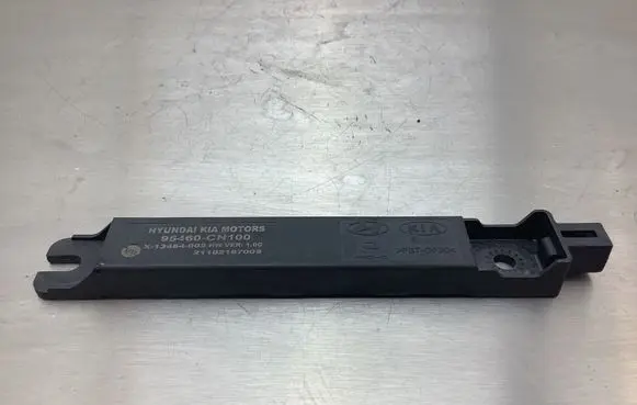 KIA EV6 Keyless system antenna 95460CN100 2110216700B 13464002