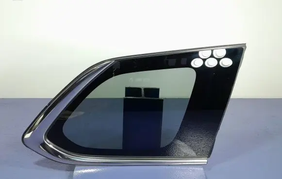 Rear side window