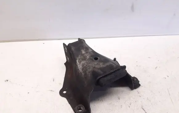 Audi A4 S4 B8 8K Engine mounting bracket 8K0399377