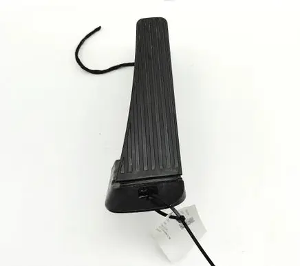 Volvo XC60 Accelerator throttle pedal 32269124