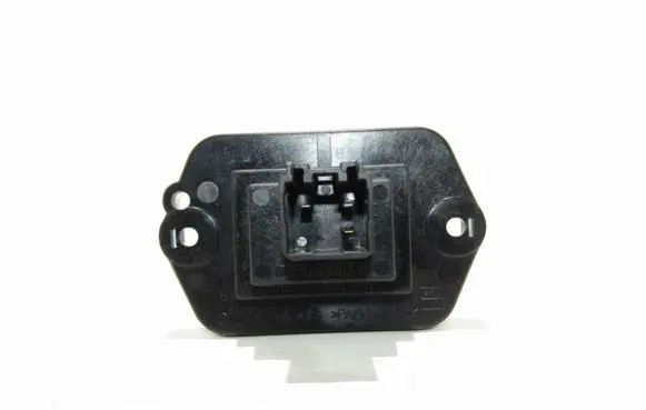 Mazda 6 Heater blower fan relay PM010010B