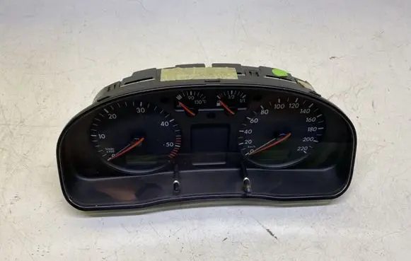 Volkswagen PASSAT B5 Speedometer (instrument cluster) 3B0919861