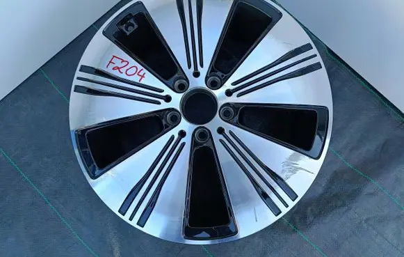 Mercedes-Benz EQA R18 alloy rim 