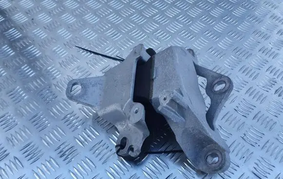 Mazda 3 Engine mount vacuum valve PU9625