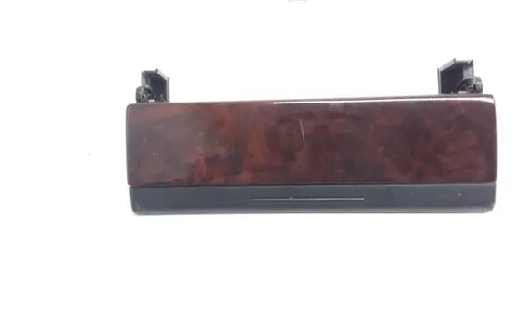 Radio/GPS head unit trim