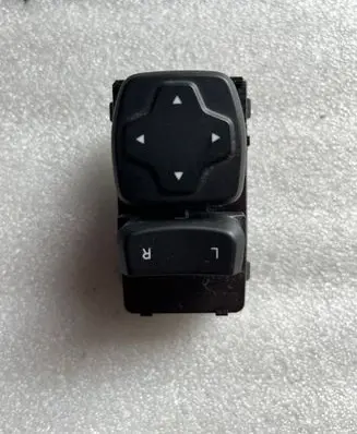 Hyundai Kona I Wing mirror switch 3K548A1000