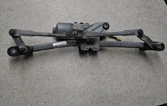 Alfa Romeo 159 Front wiper linkage and motor 51708219