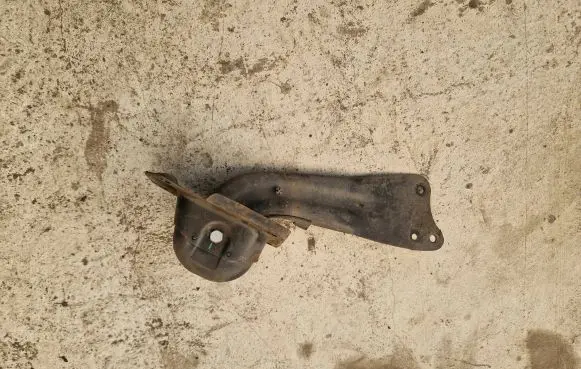 Volkswagen Scirocco Rear upper control arm/wishbone 111F1