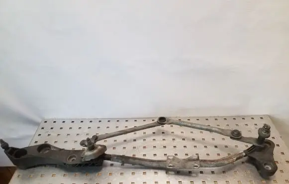 BMW 5 E60 E61 Front wiper linkage 7131164