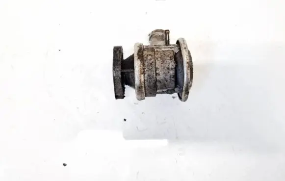 Opel Vectra B EGR valve 90470420 7222960096t208